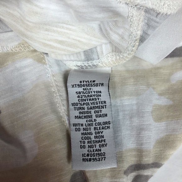 Sanctuary Camo tshirt - Picture 3 of 3